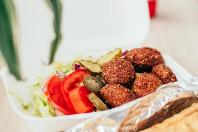 Exploring the Global Flavors of Vegan Street Food: Spicy, Savory, and Delightful
